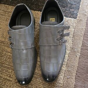 Elegant Gray Crocodile Pattern Oxfords